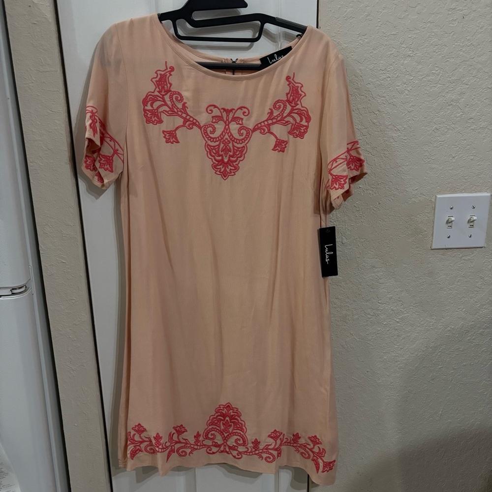 Lulu’s Tale to Tell Light Coral and Pink Embroidered Shift Dress - Picture 4 of 8